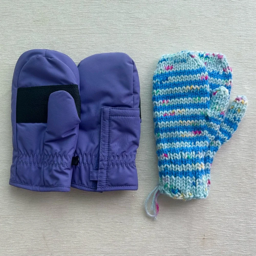 LAND’S END e-z on mittens/ blue handknit striped mittens